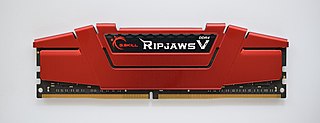 Quelle: https://de.m.wikipedia.org/wiki/Datei:RAM_Module_(SDRAM-DDR4).jpg